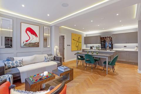 4 bedroom flat to rent, Queens Gate Terrace, South Kensington, London