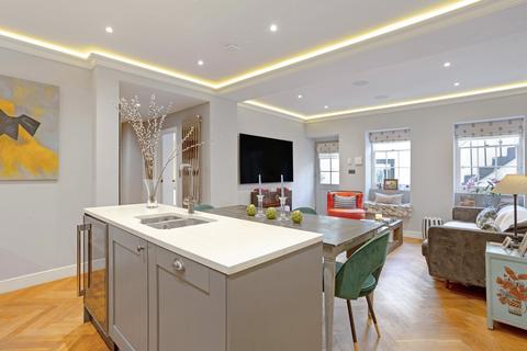 4 bedroom flat to rent, Queens Gate Terrace, South Kensington, London