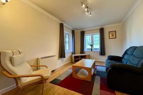 1 bedroom apartment to rent, Queens Court, Bridge Street, Birmingham