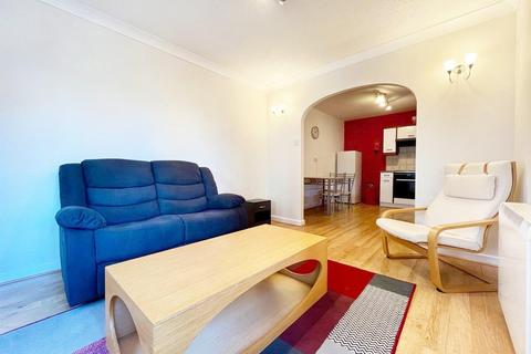1 bedroom apartment to rent, Queens Court, Bridge Street, Birmingham