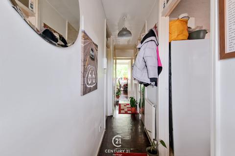 1 bedroom flat for sale, Waverley Road, Tottenham, London