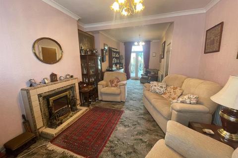 5 bedroom semi-detached house for sale, College Street, Ammanford SA18