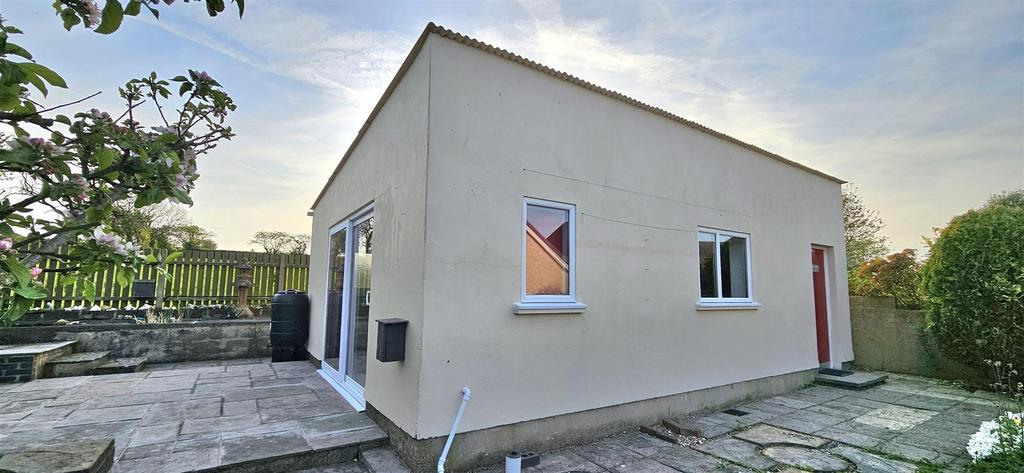 Outbuilding