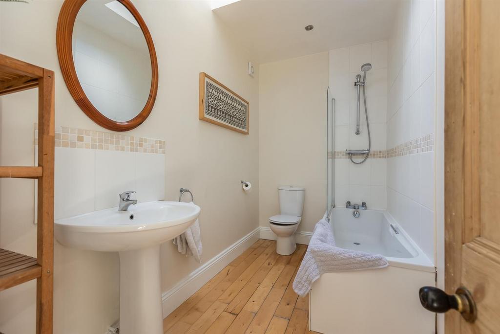 Bedroom 5 En Suite