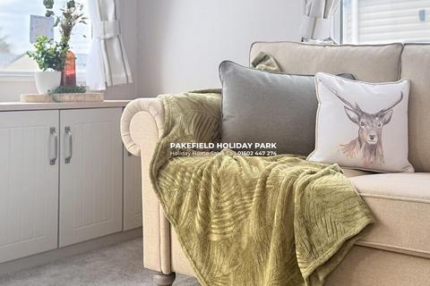 2 bedroom park home for sale, Pakefield Holiday Park