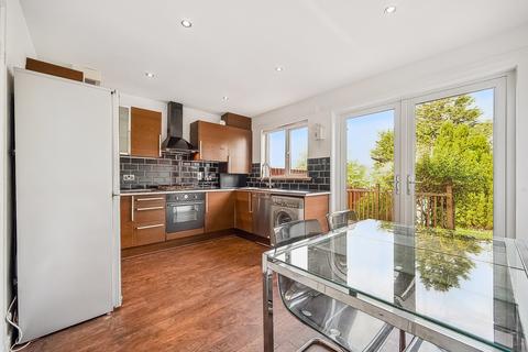 3 bedroom terraced house to rent, Burncrooks Avenue, Bearsden, Glasgow, G61 4NL