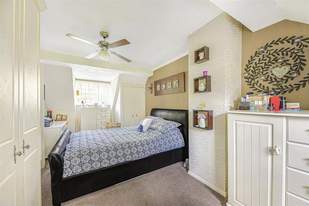 Bedroom .jpg