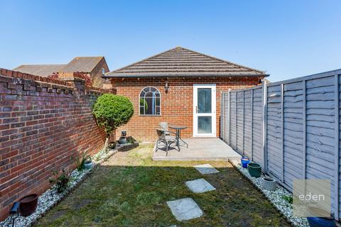 44 Brampton Field, Ditton, Aylesford, ME20 6ED