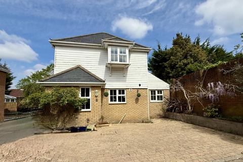 1 Stable Close, Epsom, KT18 6HH
