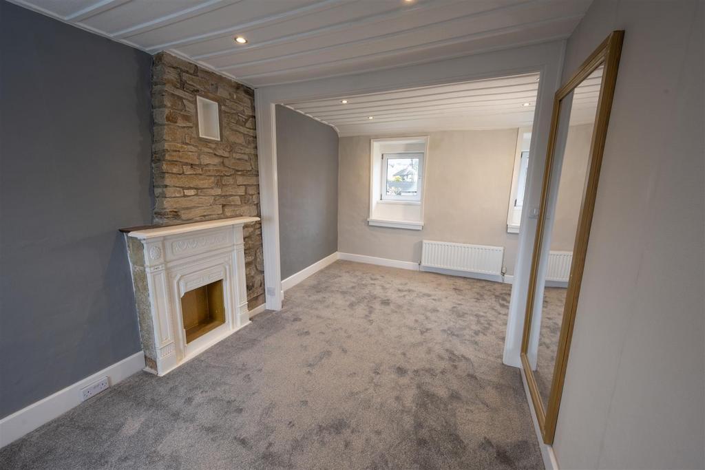9 Bedroom 3 1 resize.jpg