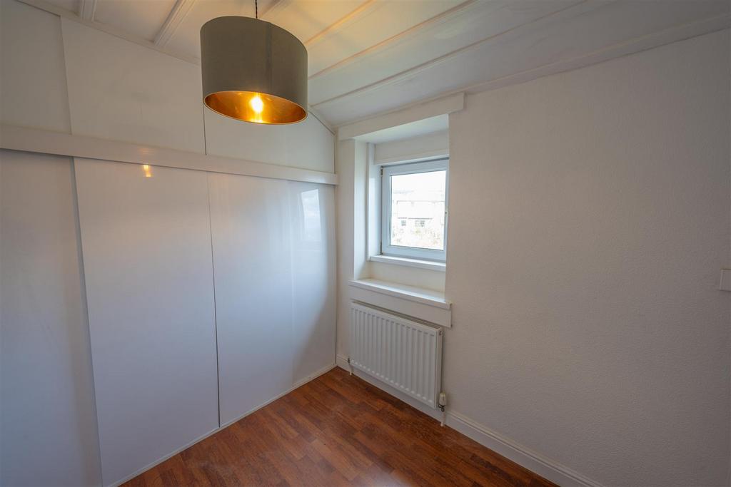 5 Bedroom 1 resize.jpg
