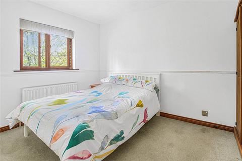 19 Eagle Close, Crowthorne, RG45 6TP