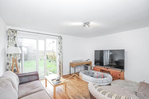 undefined, Kildonan Court, Newmains ML2