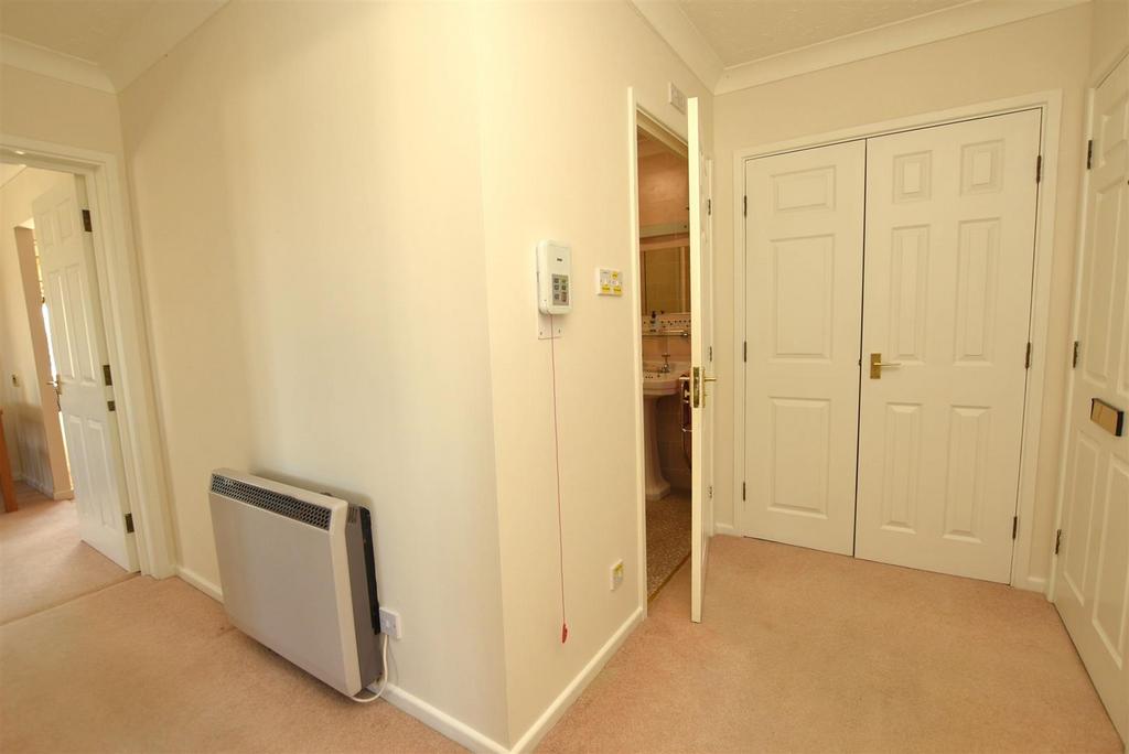 Private Entrance Hall
