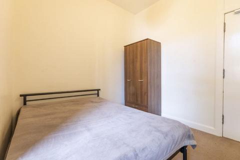 undefined, 0830L Buccleuch Terrace, Edinburgh, EH8 9ND