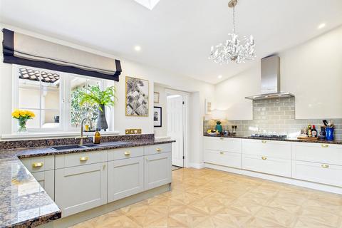 20 Bower Road, Bournemouth, BH8 9HQ