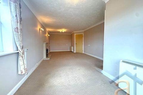 1 bedroom apartment for sale, Regency Court Park Road Southport PR9 0JU