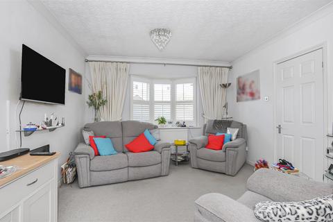1a Ruscombe Drive, Park Street, St Albans, AL2 2HG
