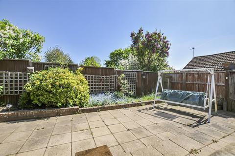 1a Ruscombe Drive, Park Street, St Albans, AL2 2HG
