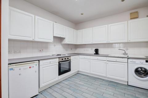 Flat 1, 49 Trades Lane, Dundee, DD1 3EW