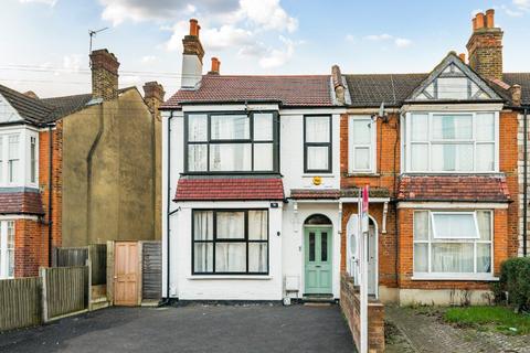 Lincoln Road, South Norwood, London, SE25