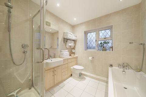 47 Westland Drive, Bromley, BR2 7HE