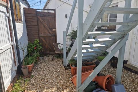 Flat 1, Alma House Beacon Hill, Exmouth, EX8 1PB