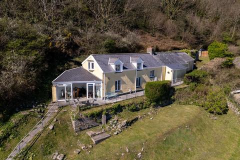 4 bedroom detached house for sale, Pendine, Carmarthen, SA33