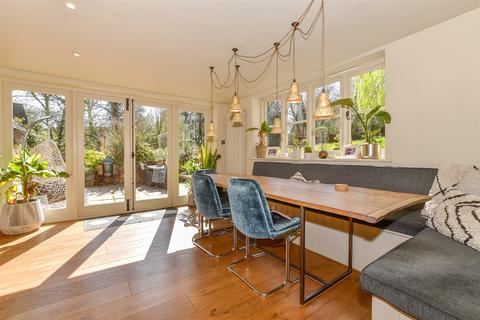5 bedroom detached house for sale, Romford Road, Tunbridge Wells TN2