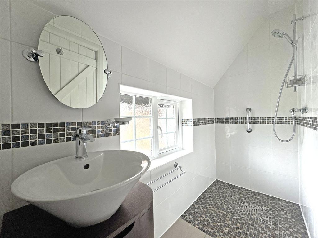 Ensuite Shower