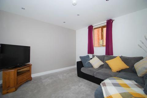 2 bedroom coach house to rent, The Coach House, 13A Victoria Park Road, Malvern, Worcestershire, WR14 2JY