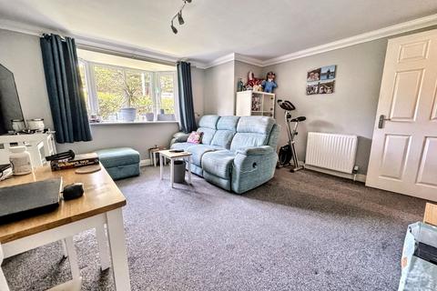 2 bedroom flat for sale, Ferndown