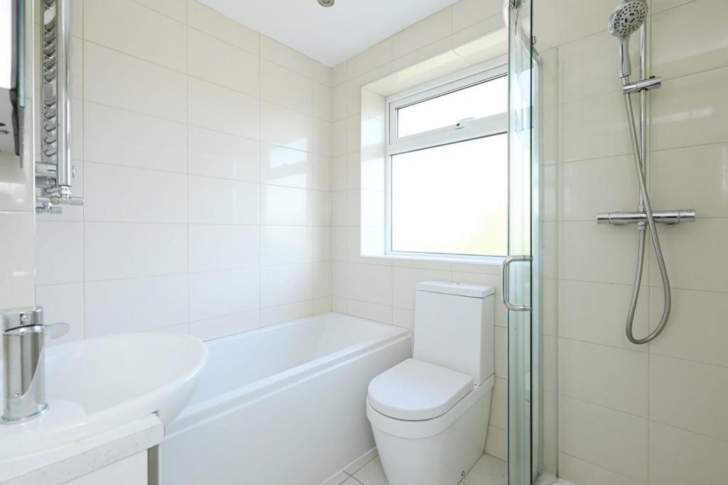 Family bathroom