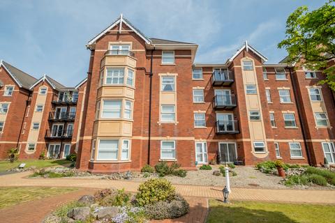Clifton Drive South, Lytham St. Annes, FY8