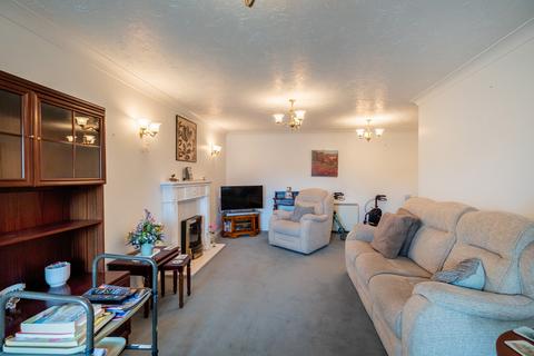 undefined, Clifton Drive South, Lytham St. Annes, FY8