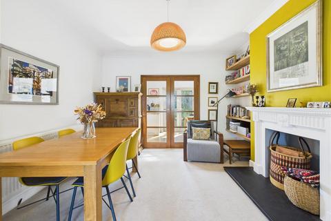 5 Ledstone Road, Sheffield, S8 0NS