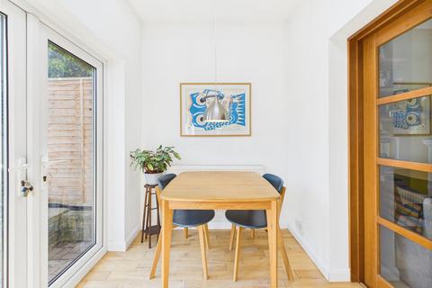 5 Ledstone Road, Sheffield, S8 0NS