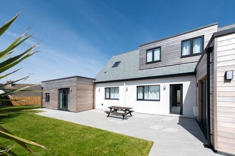 undefined, Trevarrian, Newquay