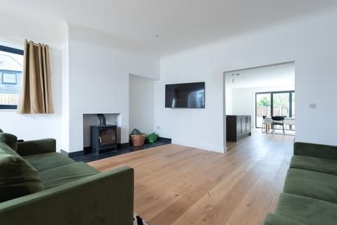 undefined, Trevarrian, Newquay