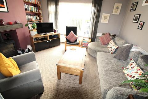 3 bedroom semi-detached house for sale, Heather Close, Sarn, Bridgend, Bridgend County. CF32 9SD