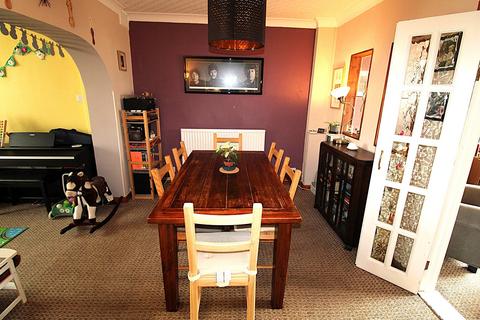 3 bedroom semi-detached house for sale, Heather Close, Sarn, Bridgend, Bridgend County. CF32 9SD