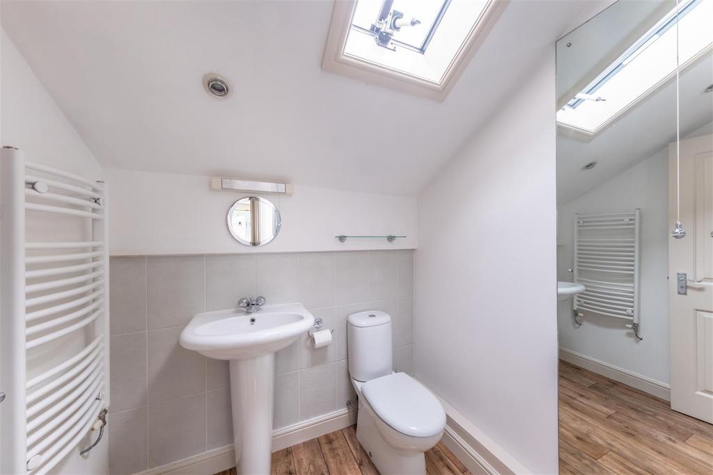 3 Broxton Hall Mews-011.jpg
