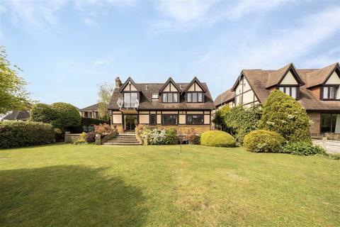 undefined, Bundys Way, Staines-Upon-Thames TW18
