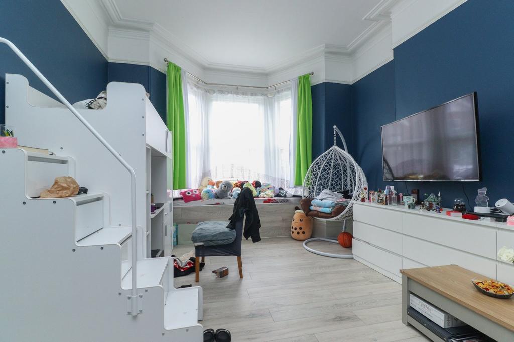 Flat 1