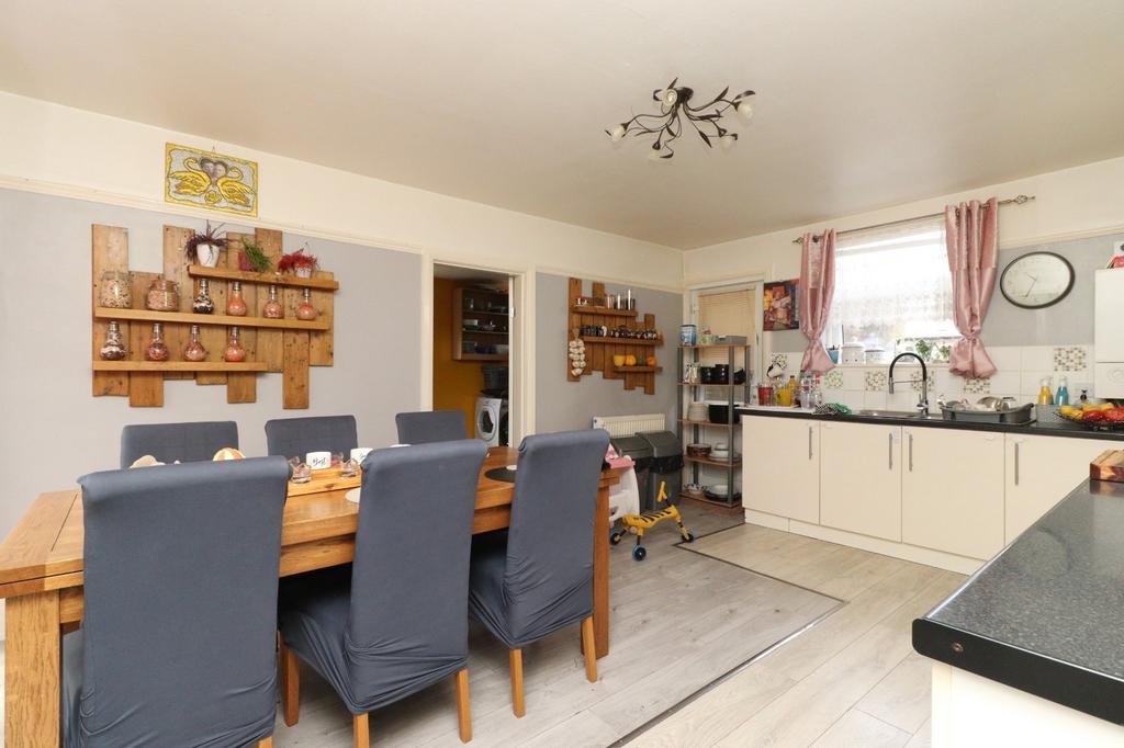 Flat 1