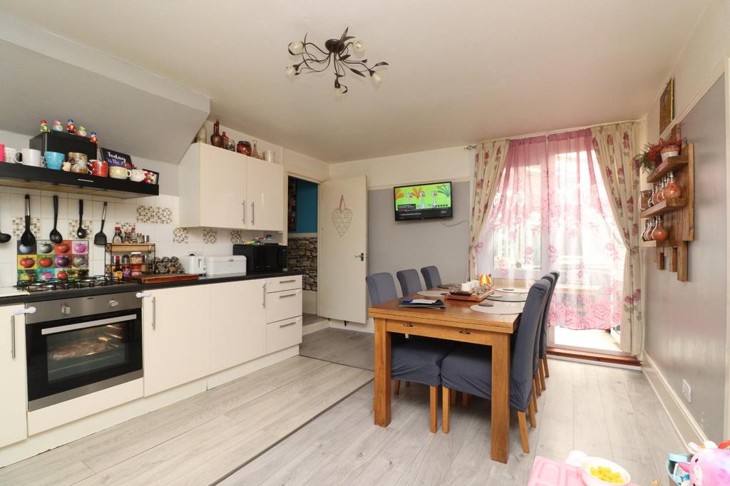 Flat 1