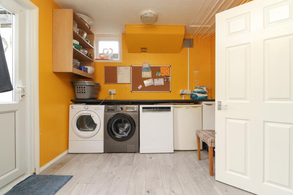 Flat 1