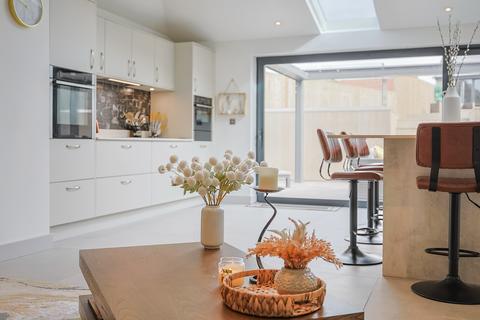 5 bedroom detached house for sale, 14 Joiners Road, Three Crosses