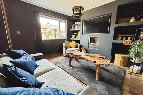 14 Mount Grove, Bradford, BD2 2JL