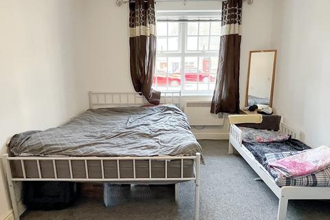 1 bedroom flat to rent, Cwrt Yr Hywaid, Duckpool Road,